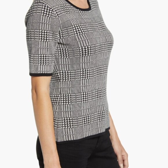 Vince Camuto Short Sleeve Plaid Sweater and Skit Set - Picture 5 of 11